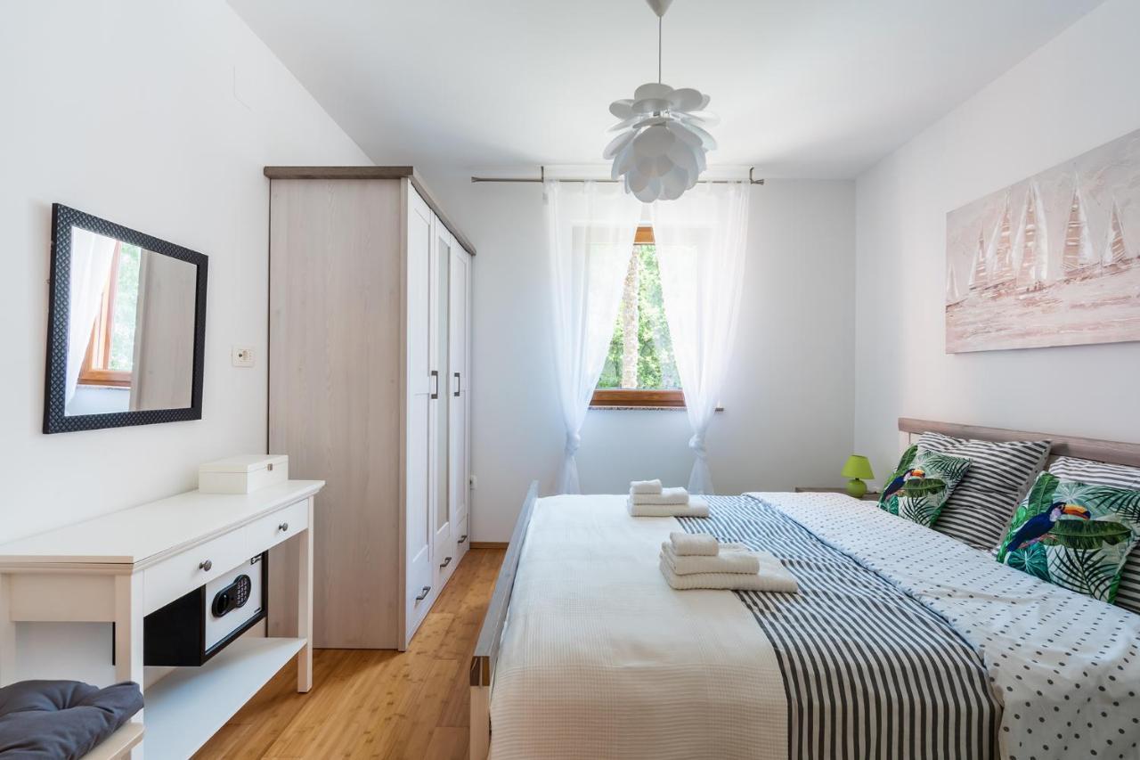 Downtown Apartments Dorian And Nadia أوباتيا المظهر الخارجي الصورة